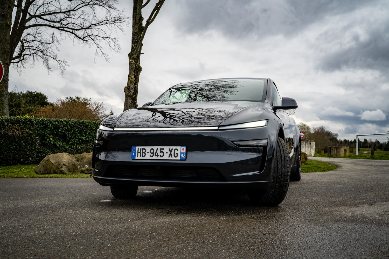 Tesla Model Y Restylé : Le SUV électrique conserve sa domination royale Tesla Model Y Restylé : Le SUV électrique conserve sa domination royale