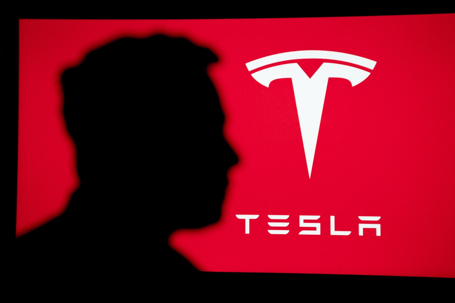 Tesla : les ventes catastrophiques font craindre pour l'avenir d'Elon Musk Tesla : la chute boursière s'accélère et inquiète les investisseurs du marché