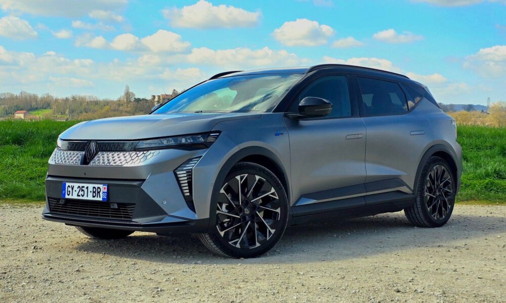 Renault Scénic E-Tech 2024 : évaluation de la voiture de l'année