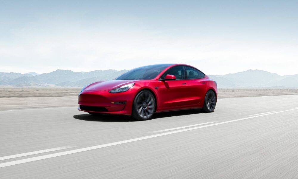 Tesla: scandale majeur de trafic des compteurs kilométriques et de garantie
