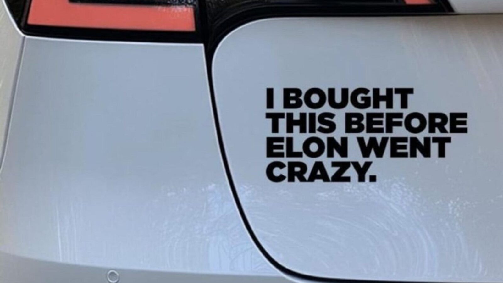 Elon Musk et Tesla: l'expert dévoile les dégâts que personne n'osait mentionner Elon Musk et Tesla: l'expert dévoile les dégâts que personne n'osait mentionner