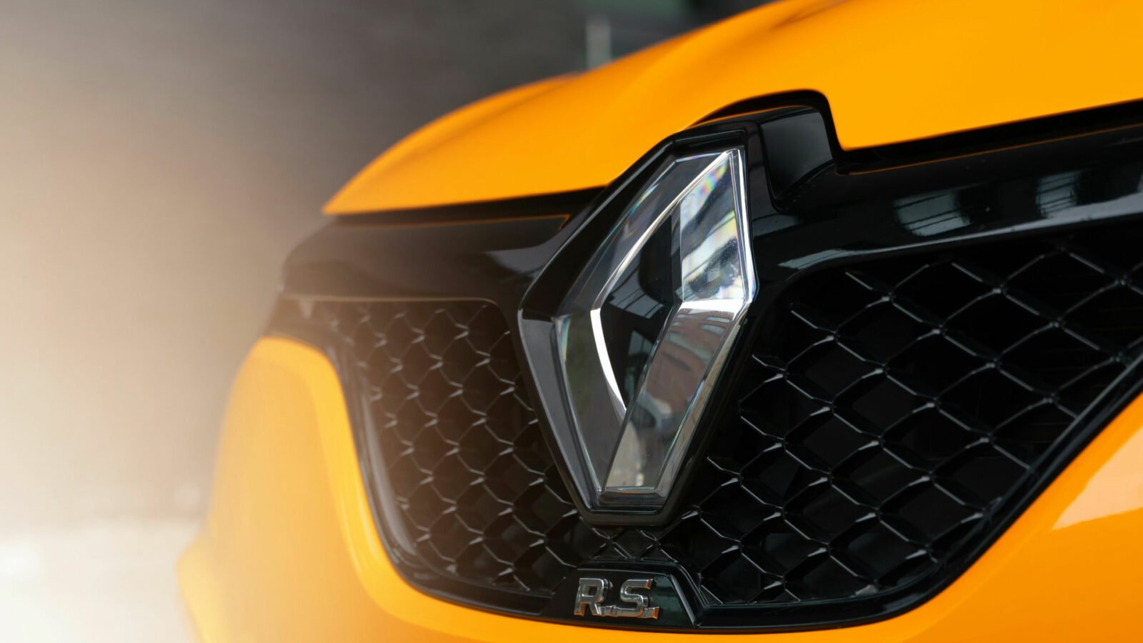 Renault accélère la production de voitures électriques, mais pas en France Renault accélère la production de voitures électriques, mais pas en France