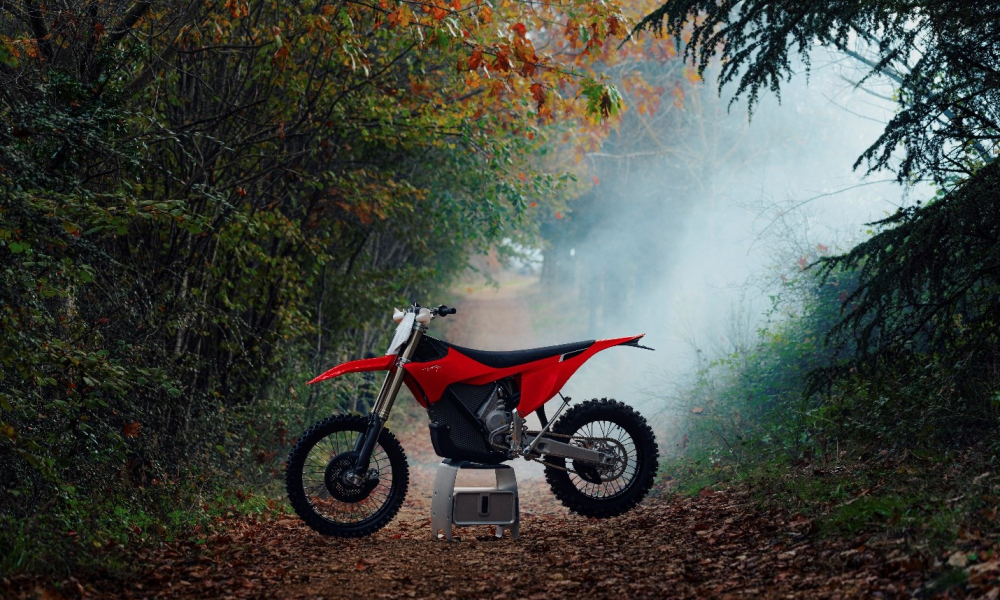 Stark Future: Rentable et Redéfinissant la Moto Électrique Stark Future: Rentable et Redéfinissant la Moto Électrique