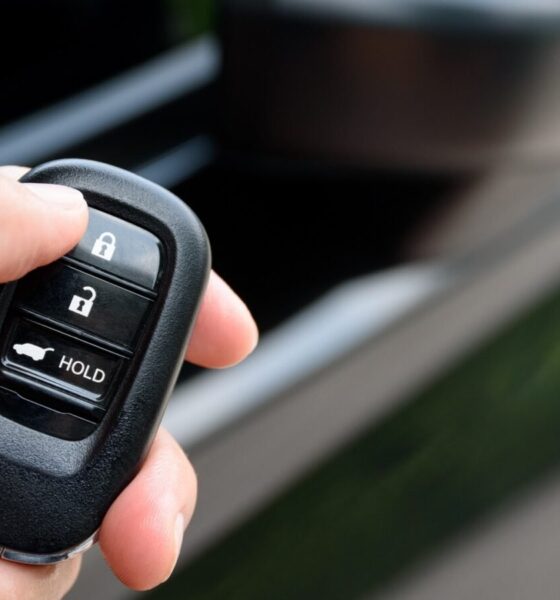 Ces automobilistes placent leurs clés dans le micro-ondes pour une raison