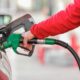 E20 : le nouveau carburant "deux fois moins cher" détruira-t-il votre moteur ?