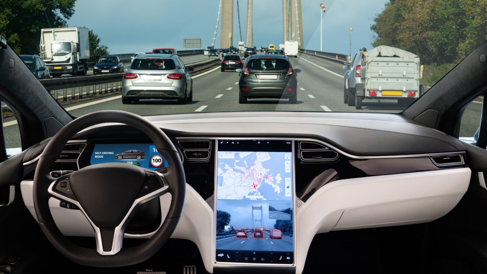 "Il joue à GTA en conduisant sa Tesla" : un comportement qui choque "Il joue à GTA en conduisant sa Tesla" : un comportement qui choque