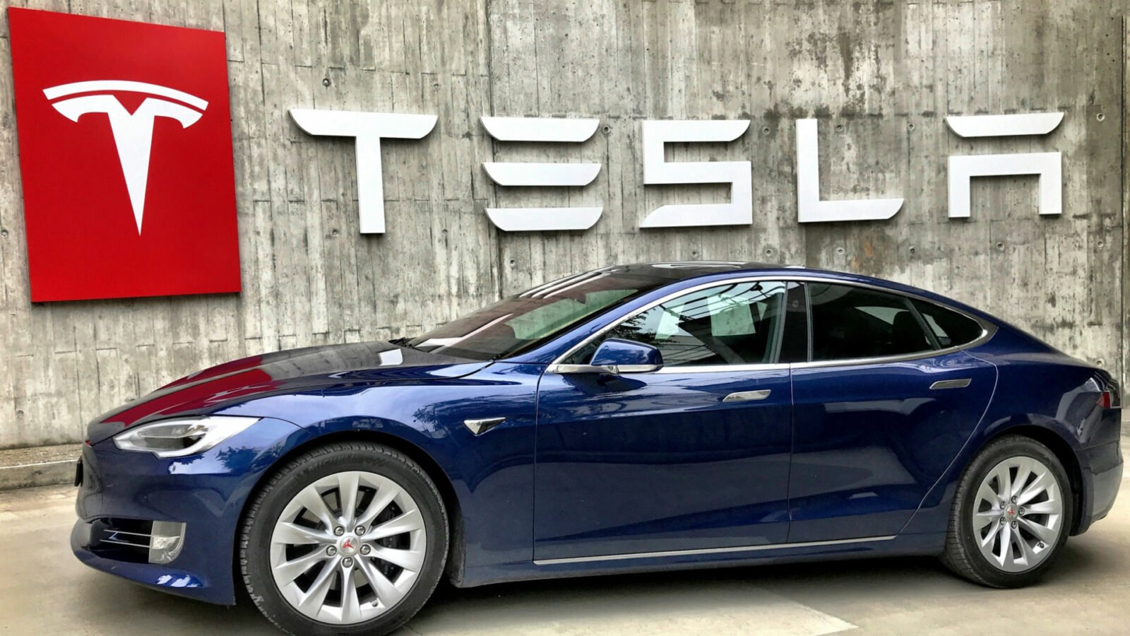 Tesla : Roi des Promesses Brisées, Leader Mondial des Engagements Oubliés Tesla : Roi des Promesses Brisées, Leader Mondial des Engagements Oubliés