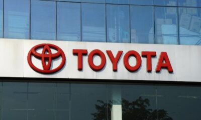Toyota relance le débat : une voiture électrique polluerait plus que 3 hybrides