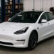 une Tesla Model 3 chez un carrossier certifié Tesla en Ile-de-France