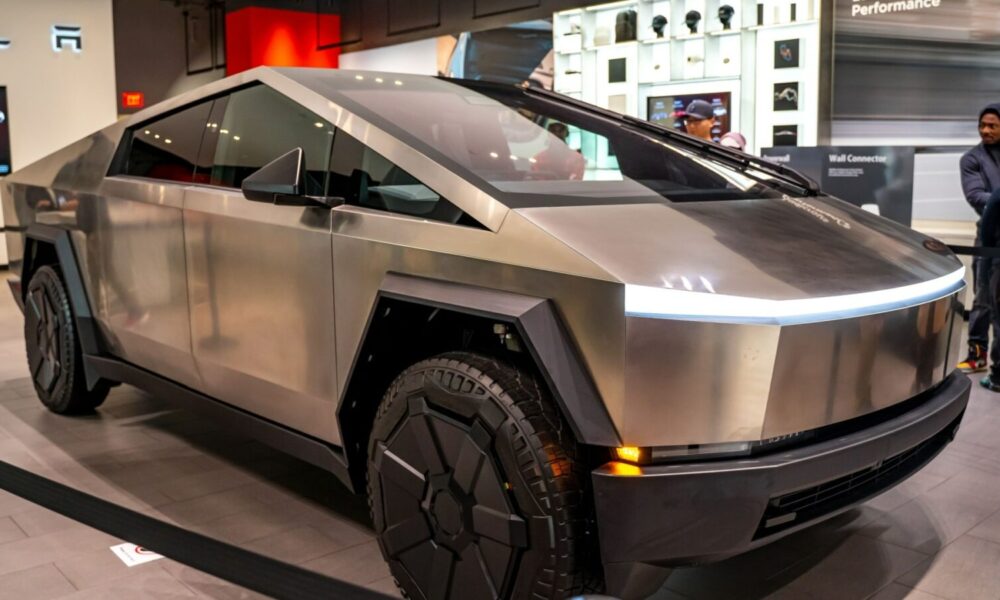 Elon Musk prépare un plan B face à l'échec du Cybertruck