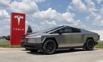 Le Cybertruck atomisé : le créateur de Tesla critique la 'benne à ordures'