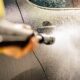 Les voitures électriques: peut-on être électrocuté en nettoyant un VE avec de l'eau?