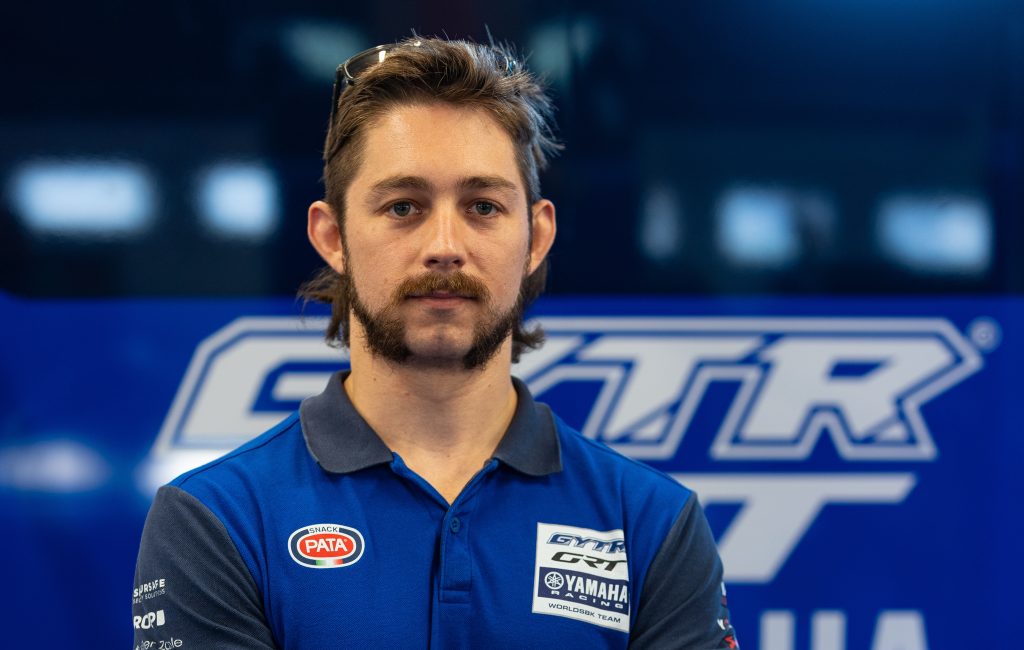Remy Gardner en pleine course avec sa Yamaha R1