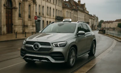 un Taxi à Chalon sur Saône en Mercedes grise