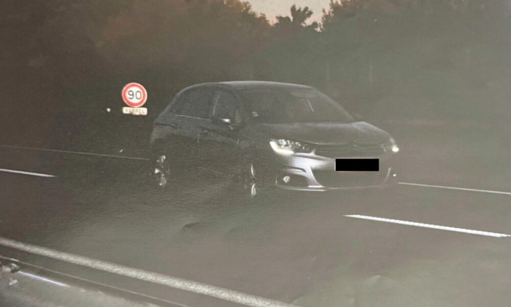 La police annule l'amende radar : une femme accouchait dans la voiture