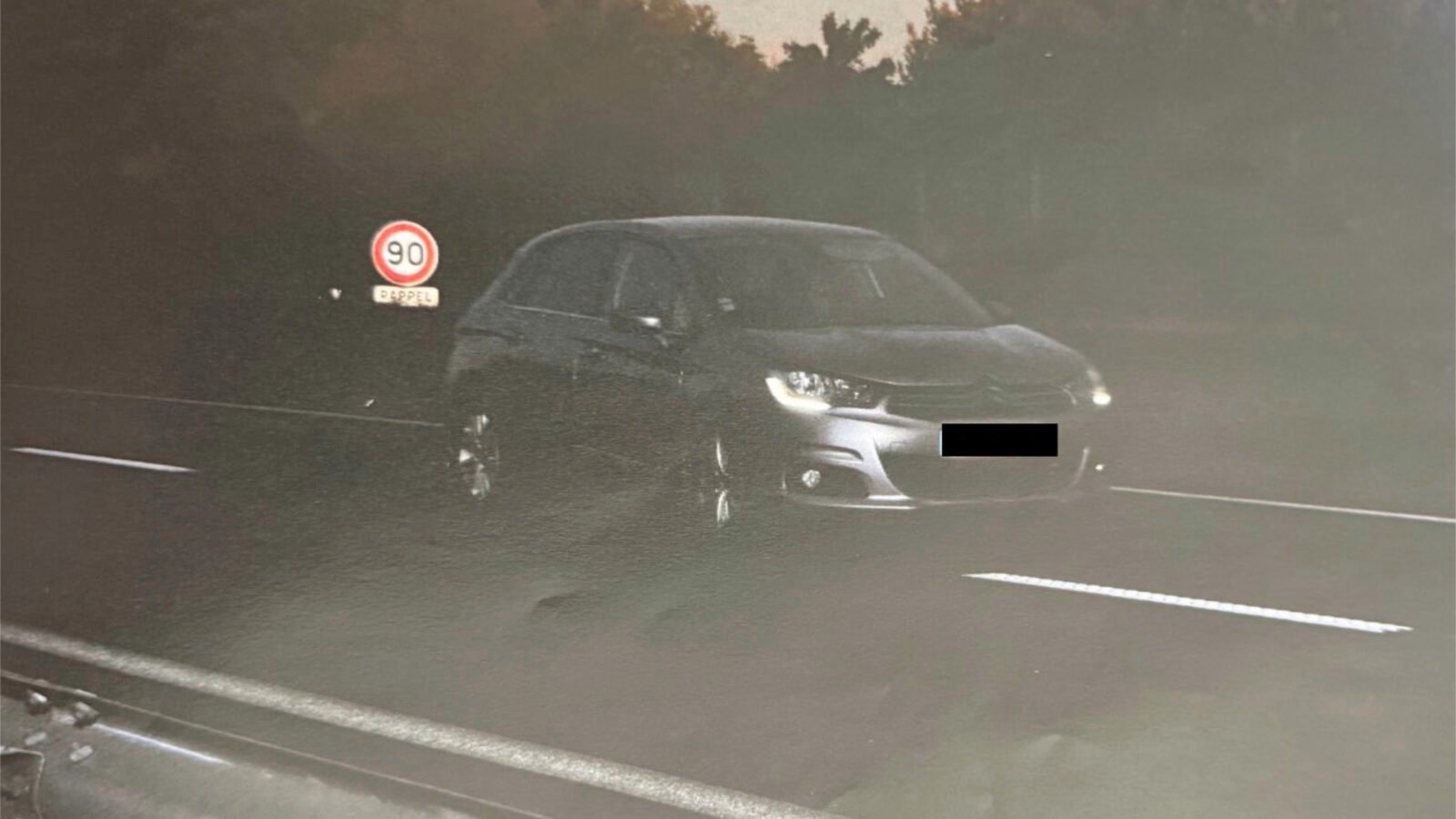La police annule l'amende radar : une femme accouchait dans la voiture