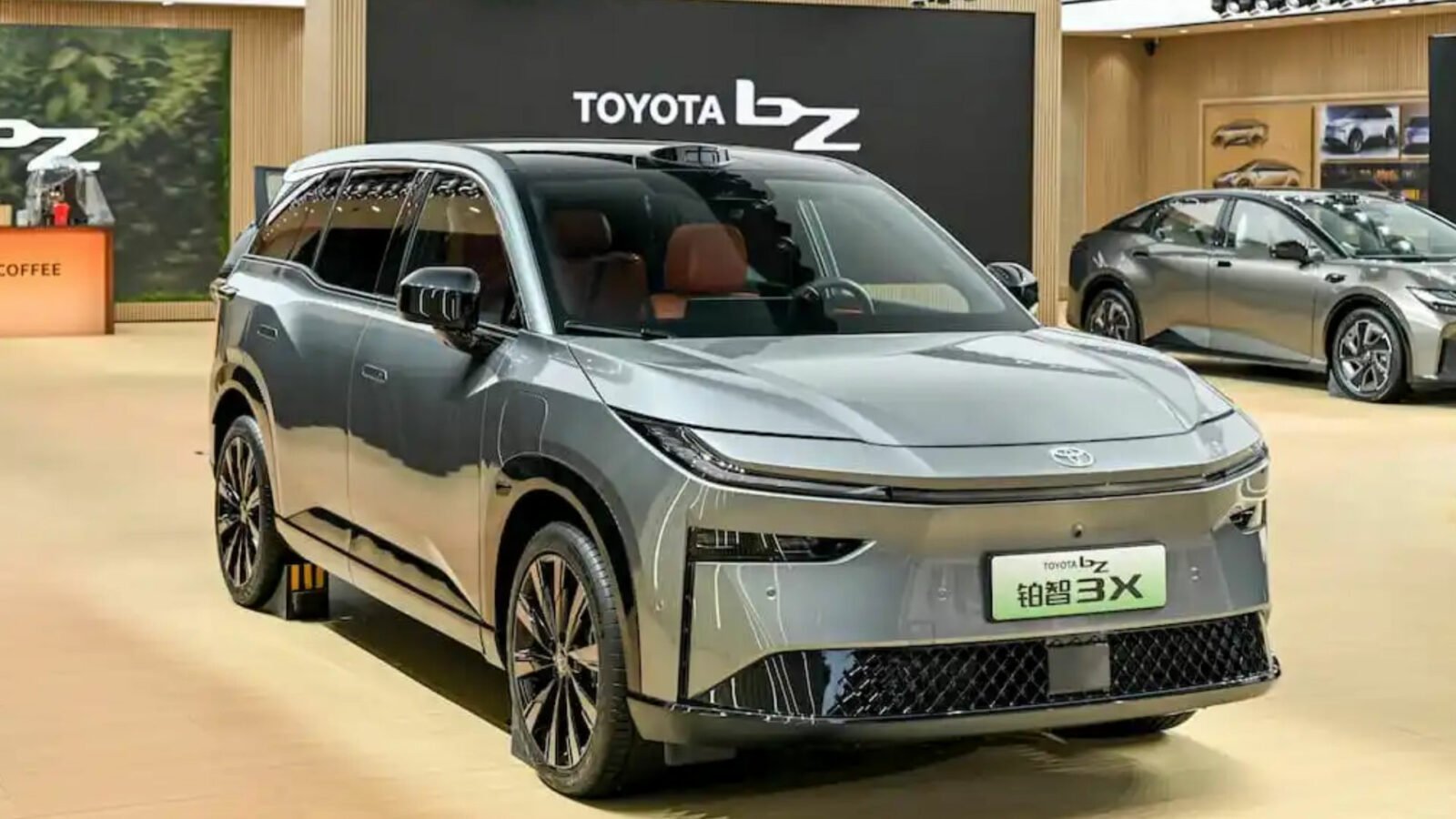 Toyota cède à la pression des marques chinoises et s'allie avec elles Toyota cède à la pression des marques chinoises et s'allie avec elles
