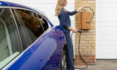 Réécris le titre suivant en ne dépassant pas les 80 caractères mais qui ne peut pas faire moins de 50 caractères. Utilises les mots clés les plus important en premier. titre à réécrire  :
Voiture électrique : une première offre française à 30 €/mois pour recharge illimitée à domicile
ne repond que le titre
