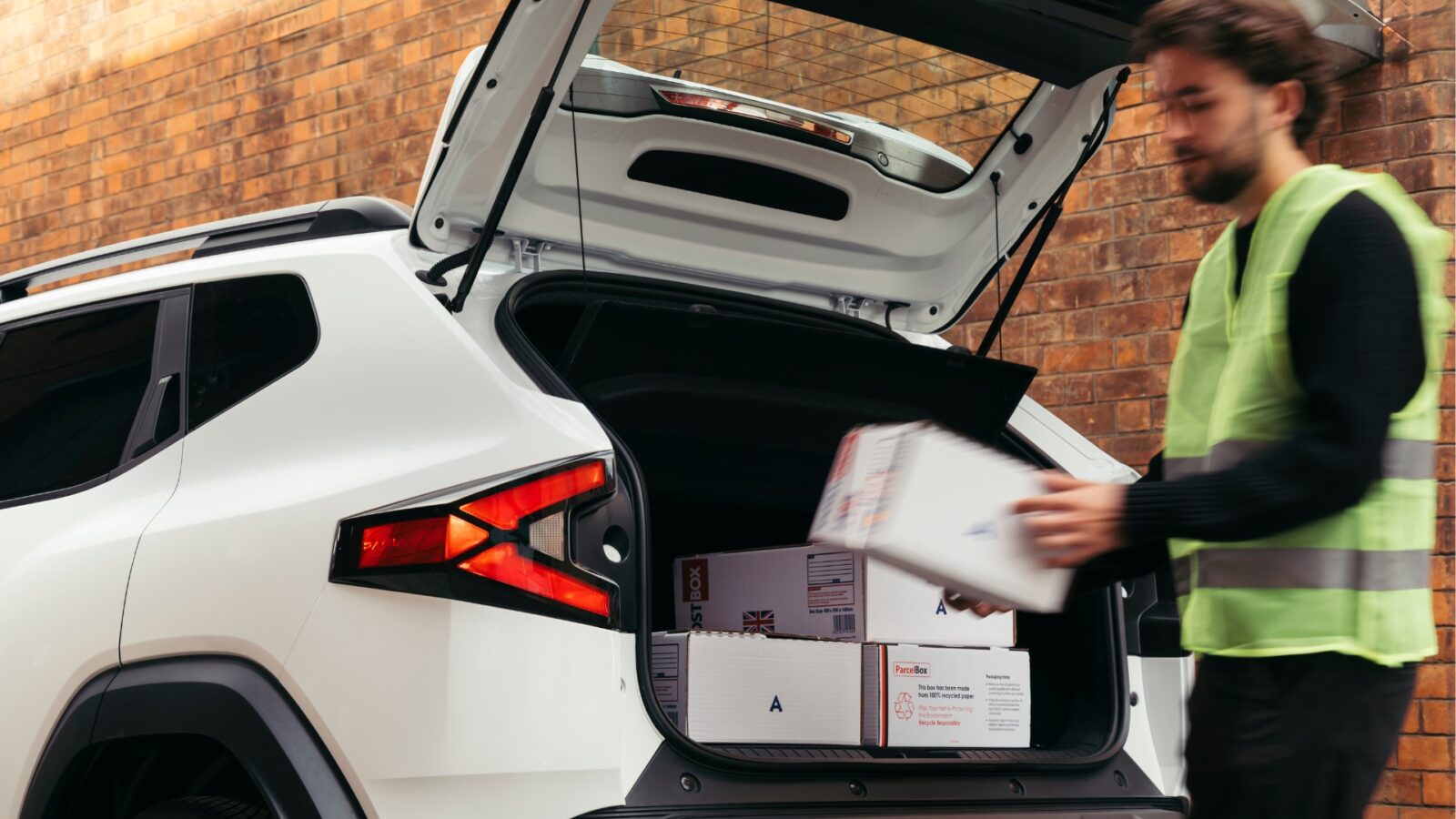 Réécris le titre suivant en ne dépassant pas les 80 caractères mais qui ne peut pas faire moins de 50 caractères. Utilises les mots clés les plus important en premier. titre à réécrire  :
Dacia dévoile le Duster Cargo avec 1 149 litres de chargement
ne repond que le titre