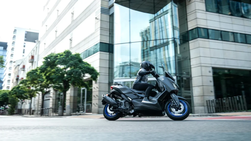 scooter 125 xmax