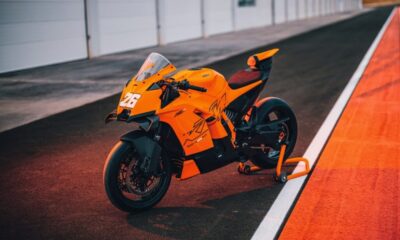 KTM 990 RC R 2026 : Spécifications, caractéristiques et sensations sur piste