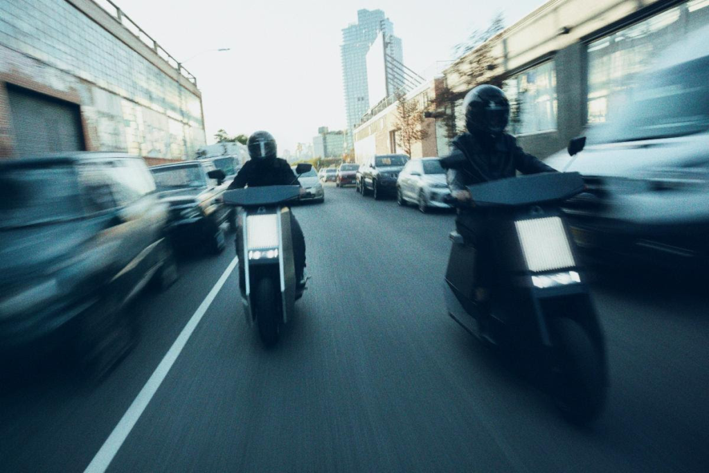 Infinite Machine fait ses débuts en Europe lors de l'EICMA 2025 1761672326 272 Infinite Machine fait ses debuts en Europe lors de lEICMA