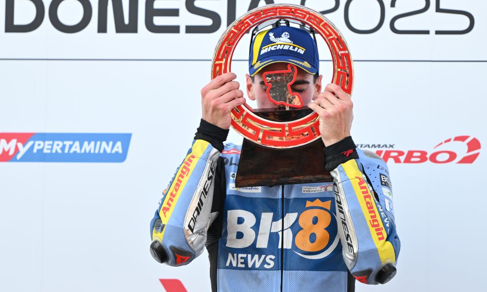 Aldeguer remporte son premier MotoGP à Mandalika; collision Marquez-Bezzecchi