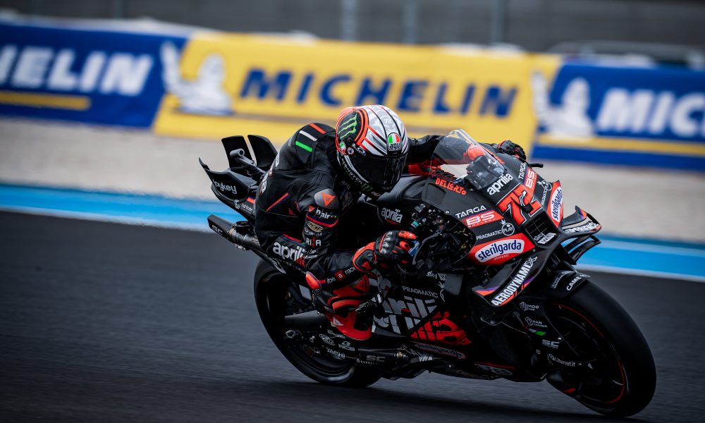 Pénalité de double Long-Lap pour Bezzecchi après l'accident de Marquez