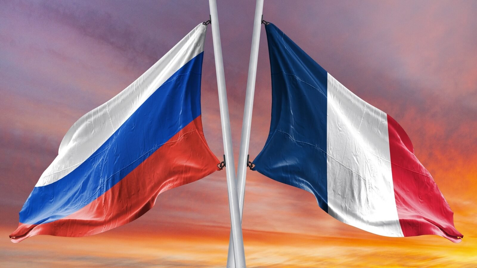 La France renoue avec la Russie : Greenpeace dénonce cette reprise des échanges