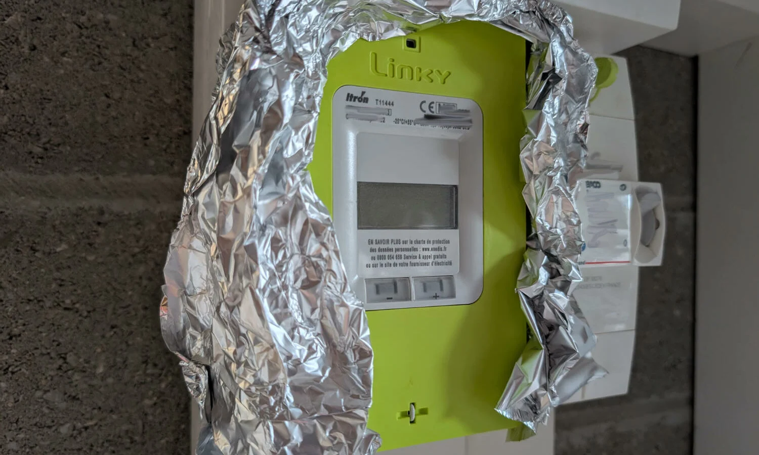 Compteur Linky et papier alu : pourquoi cette pratique est dangereuse