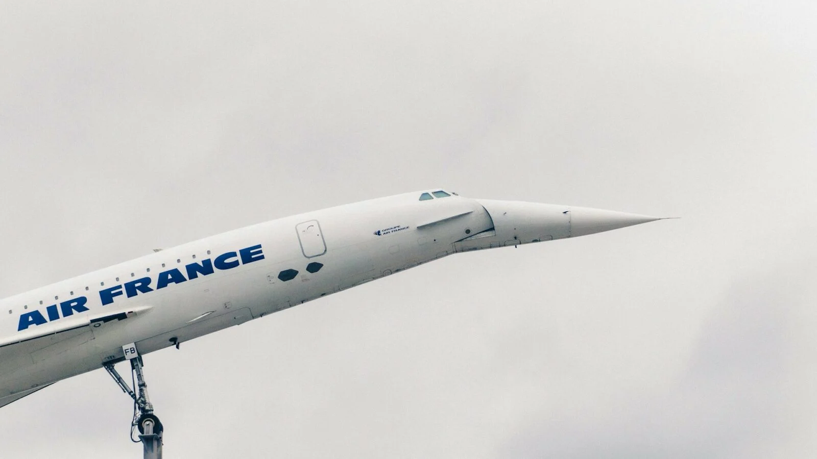 Le remplaçant du Concorde diversifie: vente de groupes électrogènes