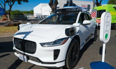 Tesla n'est pas seul : 7 entreprises de robotaxis déjà prêtes à conquérir le monde