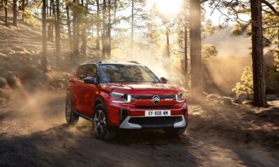 La voiture électrique: attrait croissant chez les jeunes conducteurs