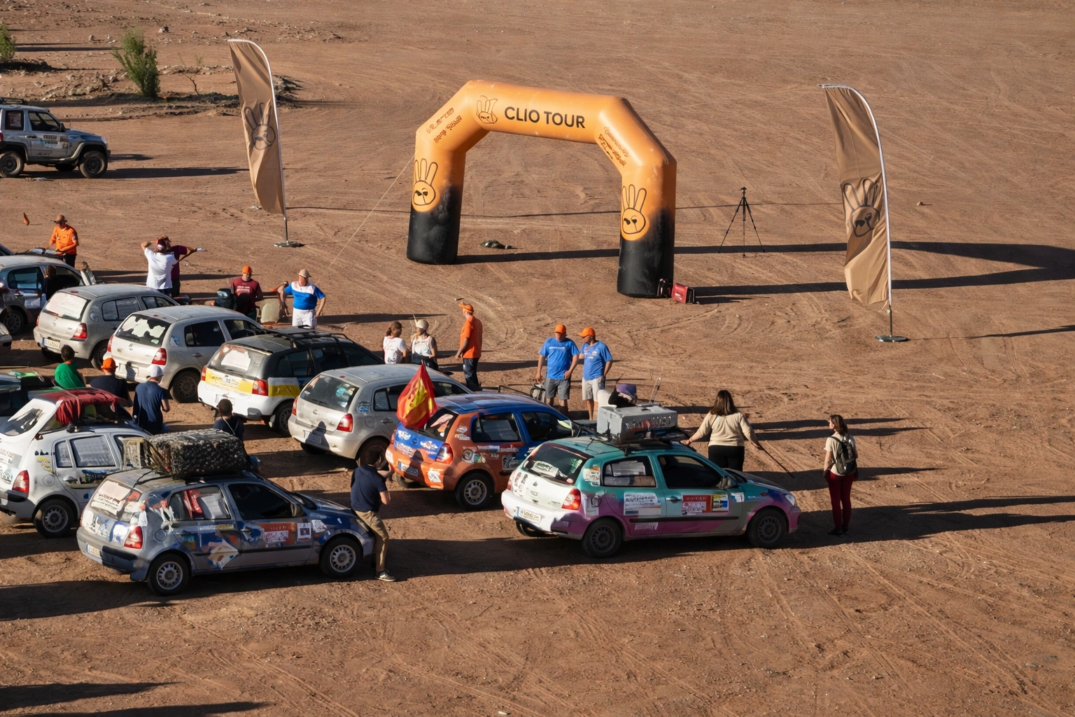 Clio Tour 2026 : 4000 km d'aventure solidaire au volant d'une Clio clio tour