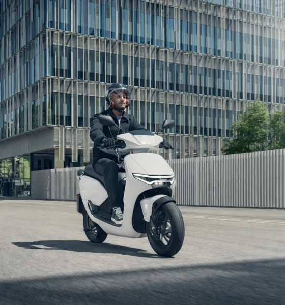 Honda CUV e : scooter 125 électrique en ville