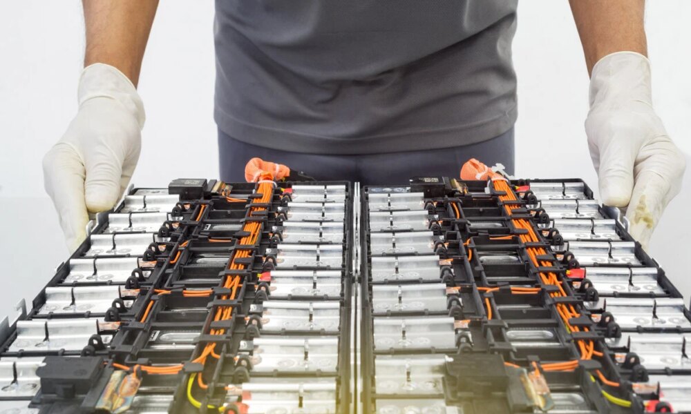 Batteries lithium métal : partenariat stratégique Renault-Basquevolt