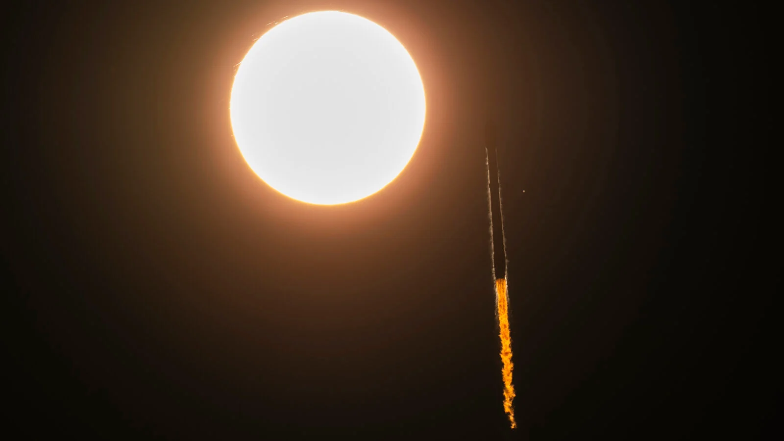 Le Soleil : nouvelle cible d'Elon Musk avec une intensité majorée de 30 à 40%