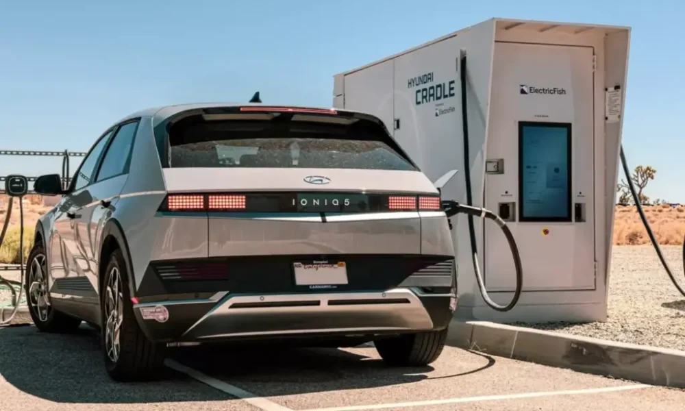 Voiture électrique : 6 Français sur 10 doutent de sa capacité à remplacer le thermique