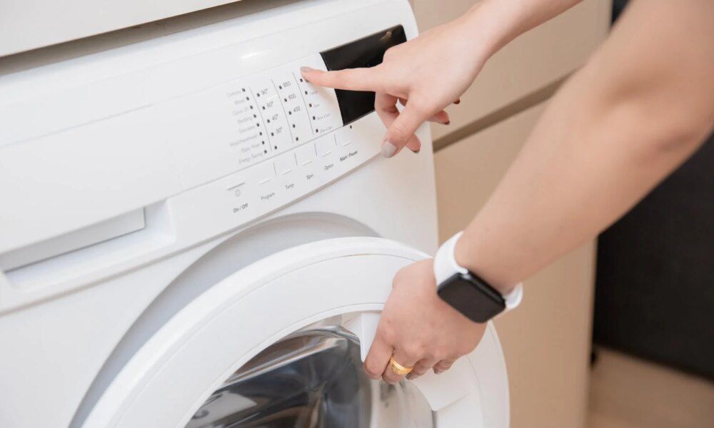 Réécris le titre suivant en ne dépassant pas les 80 caractères mais qui ne peut pas faire moins de 50 caractères. Utilises les mots clés les plus important en premier. titre à réécrire  :
Évitez le cycle “express” : voici 5 conseils pour limiter la consommation du lave-linge
ne repond que le titre