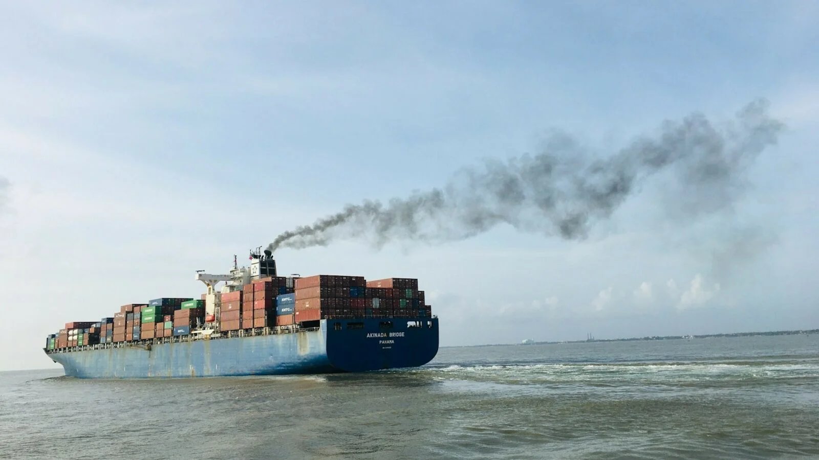 Le détroit d'Ormuz fermé: quel avenir pour l'acheminement des matières?