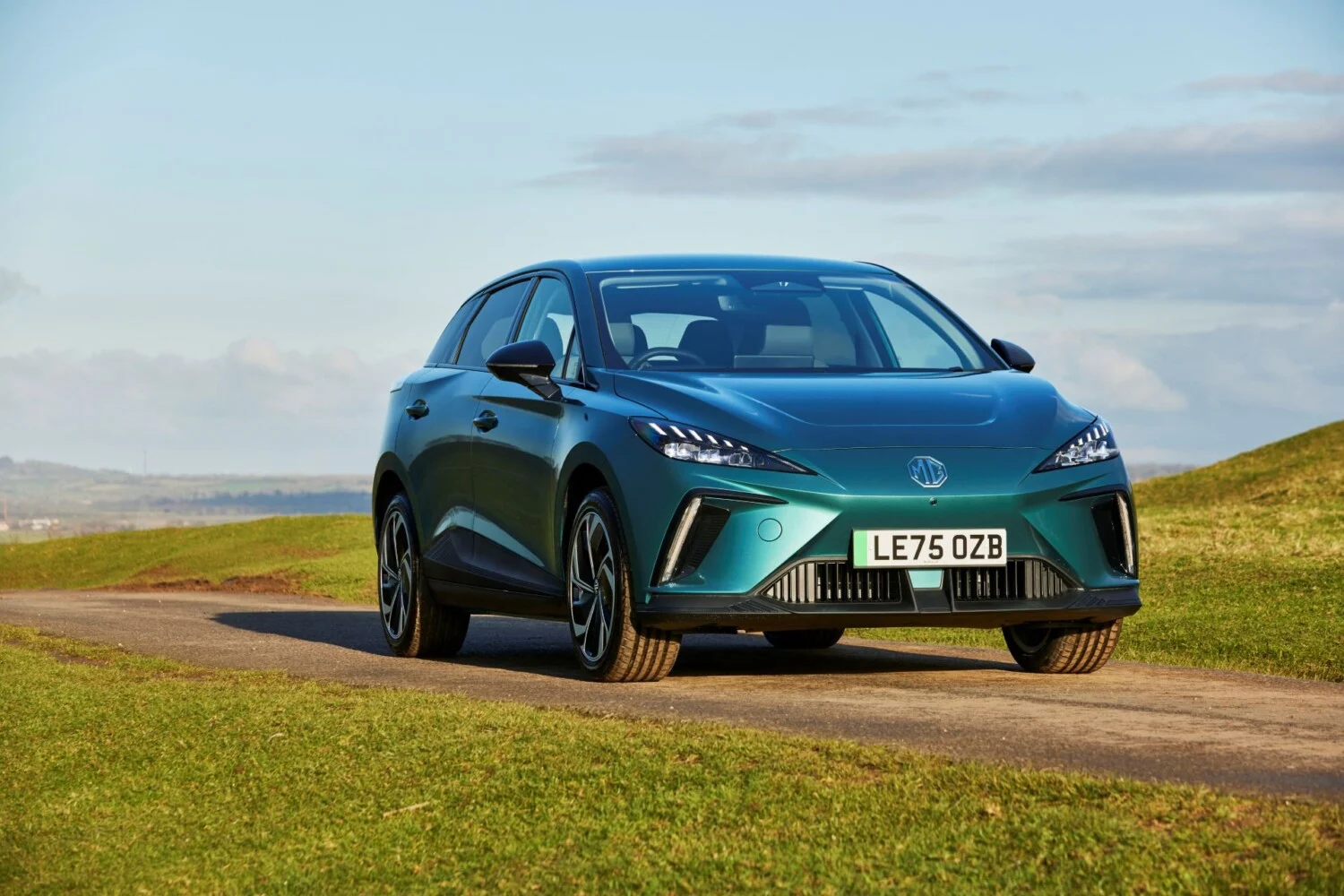 Le premier véhicule électrique européen à batterie semi-solide dévoilé Le premier véhicule électrique européen à batterie semi-solide dévoilé