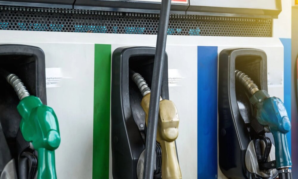 Les restrictions de carburant débutent en Europe: limite de "50 litres par jour"