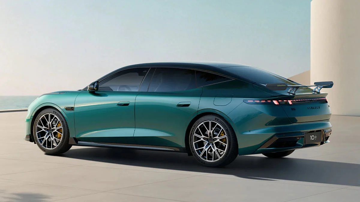 Lynk & Co 10+ : berline électrique surpuissante de 900 chevaux et plus !