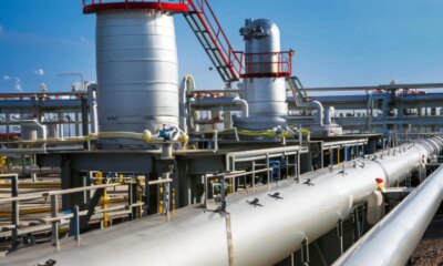 Réécris le titre suivant en ne dépassant pas les 80 caractères mais qui ne peut pas faire moins de 50 caractères. Utilises les mots clés les plus important en premier. titre à réécrire  :
Le prix du gaz européen s’envole de 50 % à cause de la guerre en Iran : des raffineries brûlent
ne repond que le titre