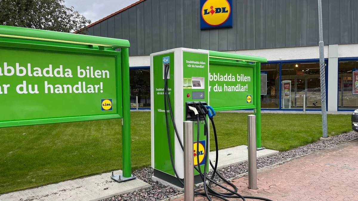 Lidl prolonge l'offre de recharge à prix coûtant pour voitures électriques