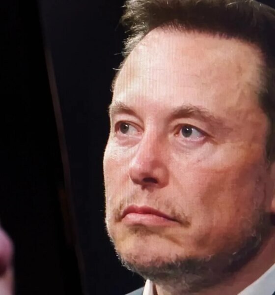 Tesla consciente évoquée par Elon Musk : buzz marketing ou avancée réelle ?