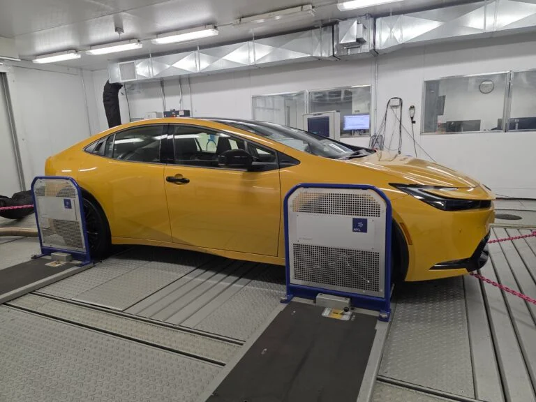 Froid hivernal : véhicules électriques et hybrides en difficulté