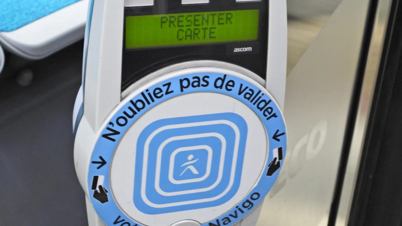 Validation carte bancaire en Île-de-France : ce que ça change enfin ! Validation carte bancaire en Île-de-France : ce que ça change enfin !