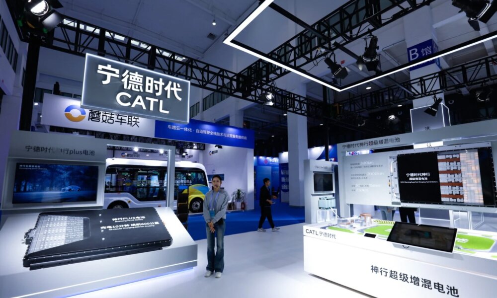 Batteries : les grands acteurs quittent l'auto pour conquérir les data centers