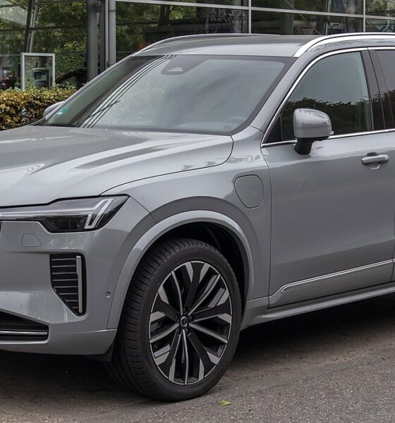 Volvo XC90 gris